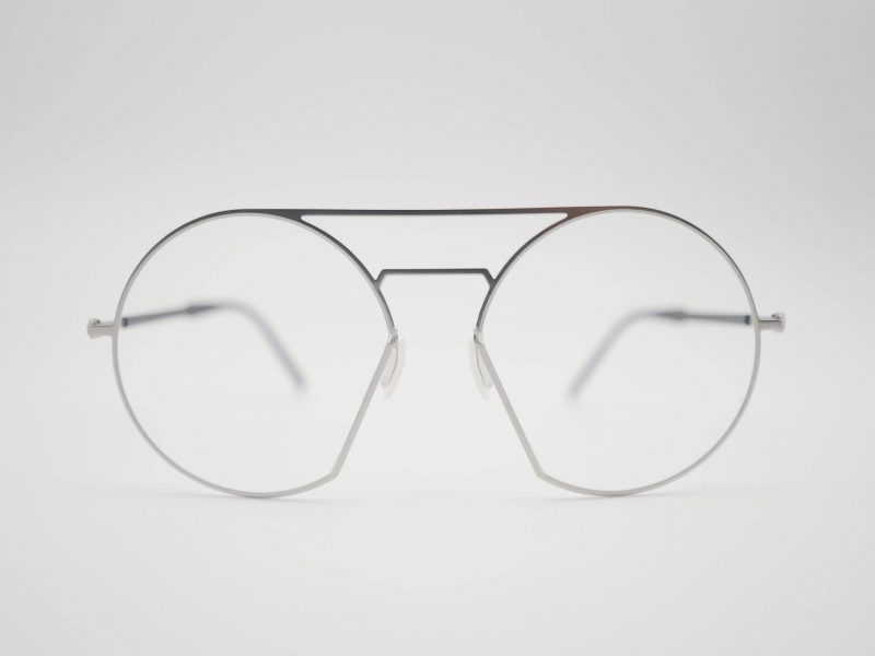 Modelo M002 de Sheets Eyewear