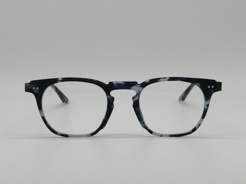 Modelo Gufo de Talla Eyewear