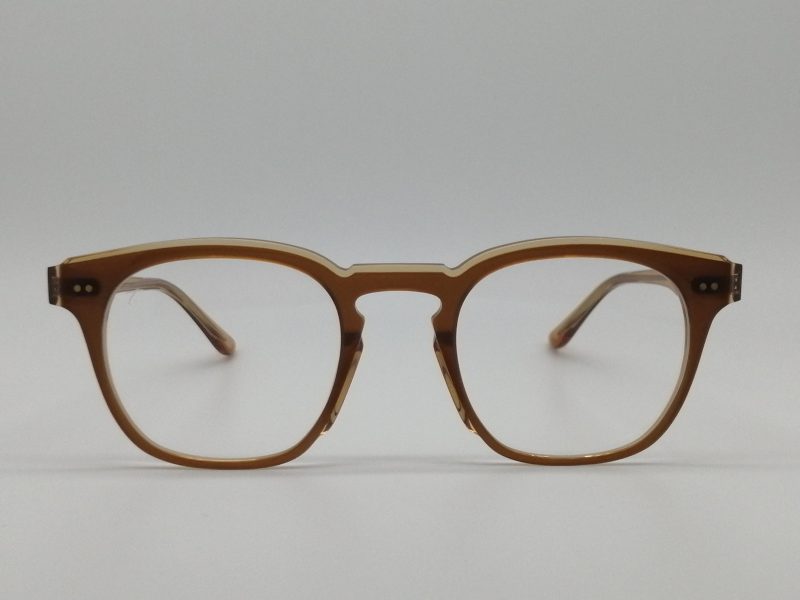 Modelo Ghigna de Talla Eyewear