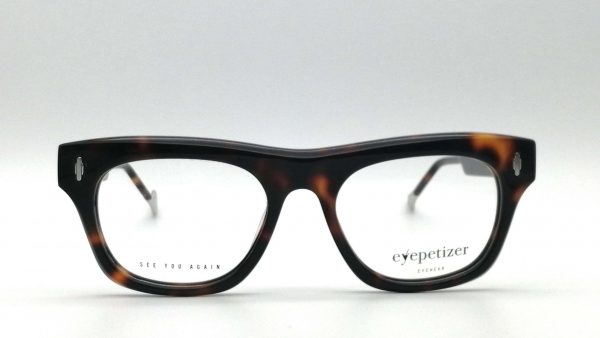 Modelo Marcello de Eyepetizer