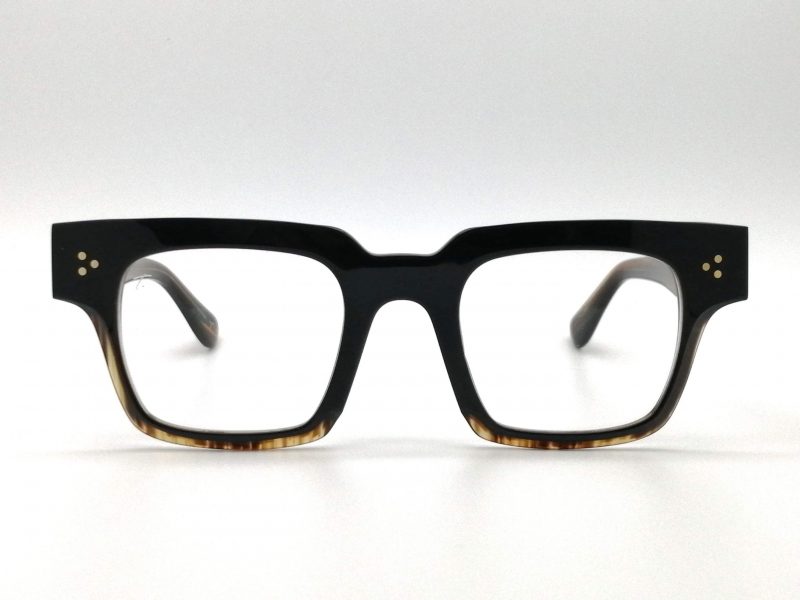 Modelo Leggero de Talla Eyewear